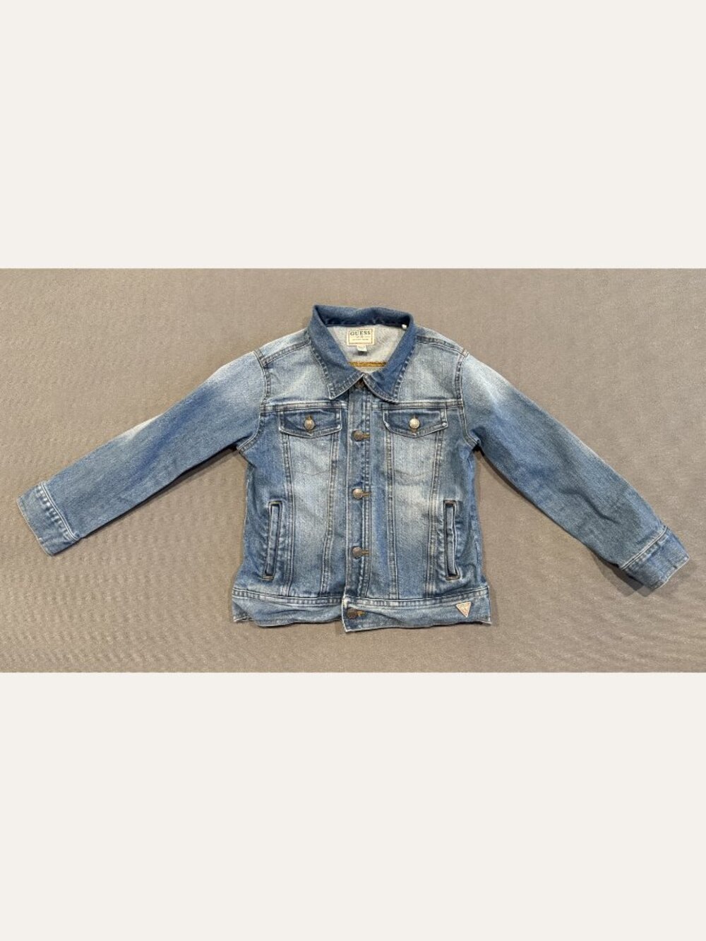 GUESS Girls Size 6 Blue Denim Trucker Jacket Embroidered Logo
